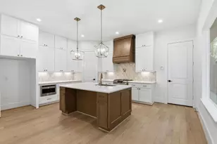 6011 Maxie St, Houston, TX 77007 - Photo 4