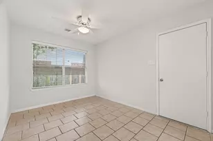 2002 Foundary Dr, Katy, TX 77493 - Photo 10