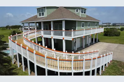 979 Rancho Carribe Drive, Crystal Beach, TX 77650 - Photo 6