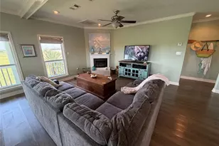 979 Rancho Carribe Dr, Crystal Beach, TX 77650 - Photo 24