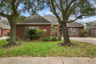 2733 W Oaks Blvd, Pearland, TX 77584 - Photo 1