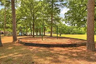 8977 Gladewood St, Willis, TX 77318 - Photo 32