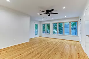 613 E 21st St, Houston, TX 77008 - Photo 14