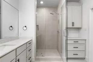 5018 Schuler St, Houston, TX 77007 - Photo 16