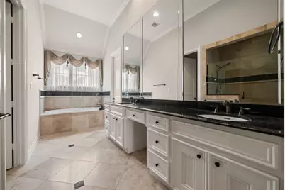 9281 Buffalo Speedway, Houston, TX 77025 - Photo 32