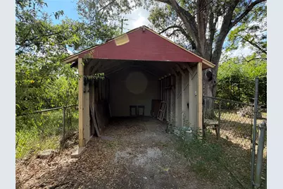 426 E Fm 1093 Road, Wallis, TX 77485 - Photo 16