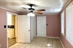 426 E Fm 1093 Rd, Wallis, TX 77485 - Photo 10