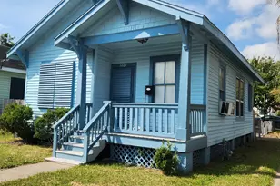 1601 40th St, Galveston, TX 77550 - Photo 2
