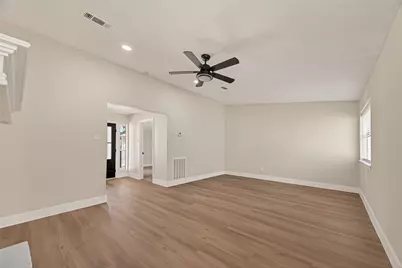 7427 Willow Oak Drive, Baytown, TX 77521 - Photo 8