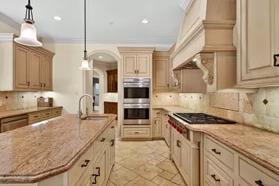 2400 Avalon Place, Houston, TX 77019 - Photo 12