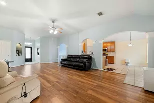 2231 Megellan Point Ln, Pearland, TX 77584 - Photo 6