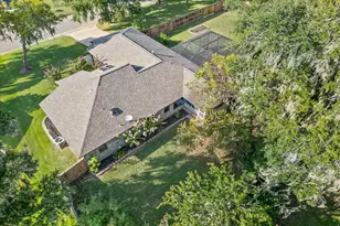 339 Freeman Blvd, West Columbia, TX 77486 - Photo 34