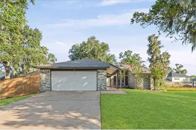 339 Freeman Boulevard, West Columbia, TX 77486 - Photo 1