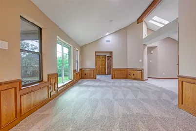 339 Freeman Boulevard, West Columbia, TX 77486 - Photo 10