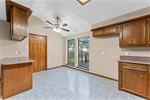 339 Freeman Blvd, West Columbia, TX 77486 - Photo 14