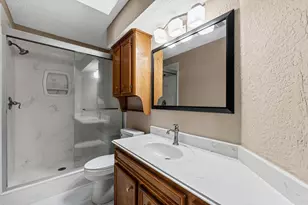 339 Freeman Blvd, West Columbia, TX 77486 - Photo 18