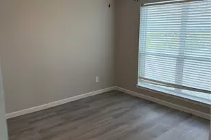 18800 Egret Bay Blvd, Webster, TX 77058 - Photo 12