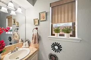 11815 Cypresswood Dr, Houston, TX 77070 - Photo 12