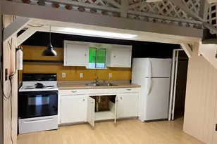 3300 Elks Dr, Huntsville, TX 77340 - Photo 2