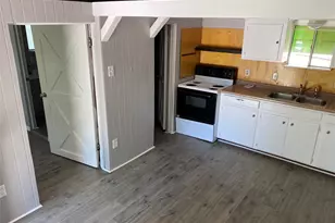 3300 Elks Dr, Huntsville, TX 77340 - Photo 8