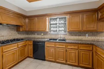 11302 Blackhawk Boulevard, Houston, TX 77089 - Photo 6