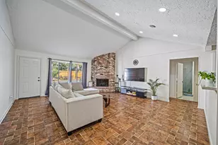 11614 Plumbrook Dr, Houston, TX 77099 - Photo 16