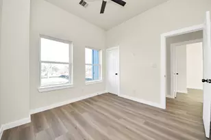 8025 Peachtree St, Houston, TX 77016 - Photo 20
