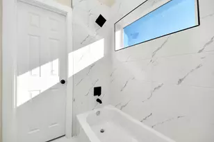 8025 Peachtree St, Houston, TX 77016 - Photo 28