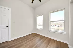 8025 Peachtree St, Houston, TX 77016 - Photo 26