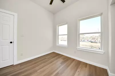 8025 Peachtree Street #C, Houston, TX 77016 - Photo 26