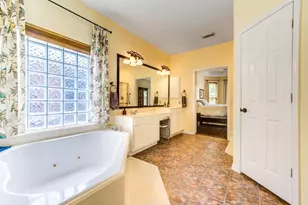 11915 Canyon Timbers Dr, Tomball, TX 77377 - Photo 26
