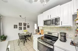 6903 La Violetta Dr, Houston, TX 77083 - Photo 12