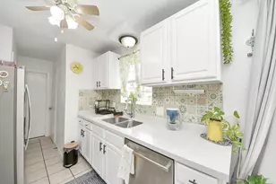 6903 La Violetta Dr, Houston, TX 77083 - Photo 10