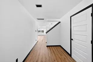 7803 Blackbird Ln, Baytown, TX 77523 - Photo 8