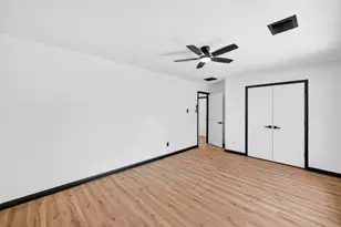 7803 Blackbird Ln, Baytown, TX 77523 - Photo 32