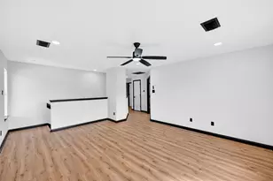 7803 Blackbird Ln, Baytown, TX 77523 - Photo 22