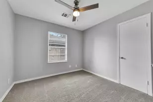 822 Dutch St, Deer Park, TX 77536 - Photo 16