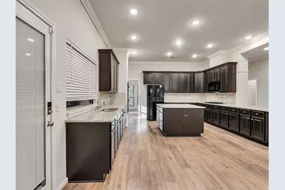 2011 Amado Lane, League City, TX 77573 - Photo 6