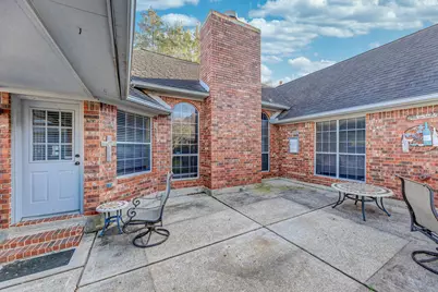 7111 Glenwood Drive, Sugar Land, TX 77479 - Photo 6