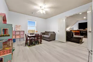 3226 Royal Palm Dr, Mont Belvieu, TX 77523 - Photo 18