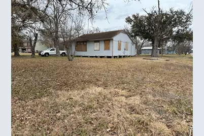 621 S Iowa, La Porte, TX 77571 - Photo 2