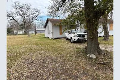 621 S Iowa, La Porte, TX 77571 - Photo 6
