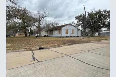 621 S Iowa, La Porte, TX 77571 - Photo 4