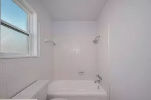 7926 Jonquil Dr, Texas City, TX 77591 - Photo 12
