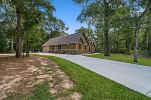 8233 Quarter Horse Ln, Waller, TX 77484 - Photo 2