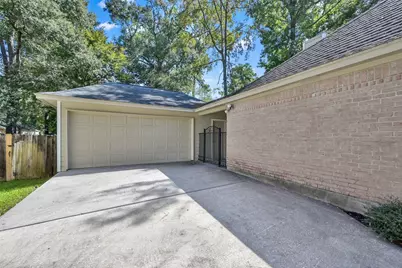 129 Dawn's Edge, Conroe, TX 77356 - Photo 38