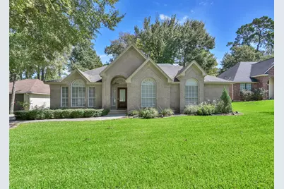 129 Dawn's Edge, Conroe, TX 77356 - Photo 1