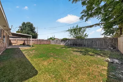 11819 S Evelyn Circle, Houston, TX 77071 - Photo 32