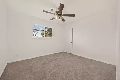 11819 S Evelyn Circle, Houston, TX 77071 - Photo 22