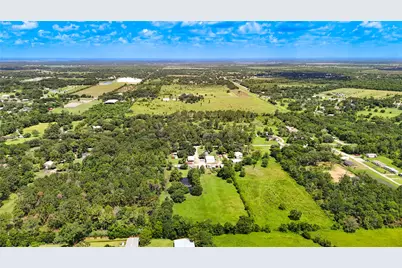 2052 County Road 540, Alvin, TX 77511 - Photo 26